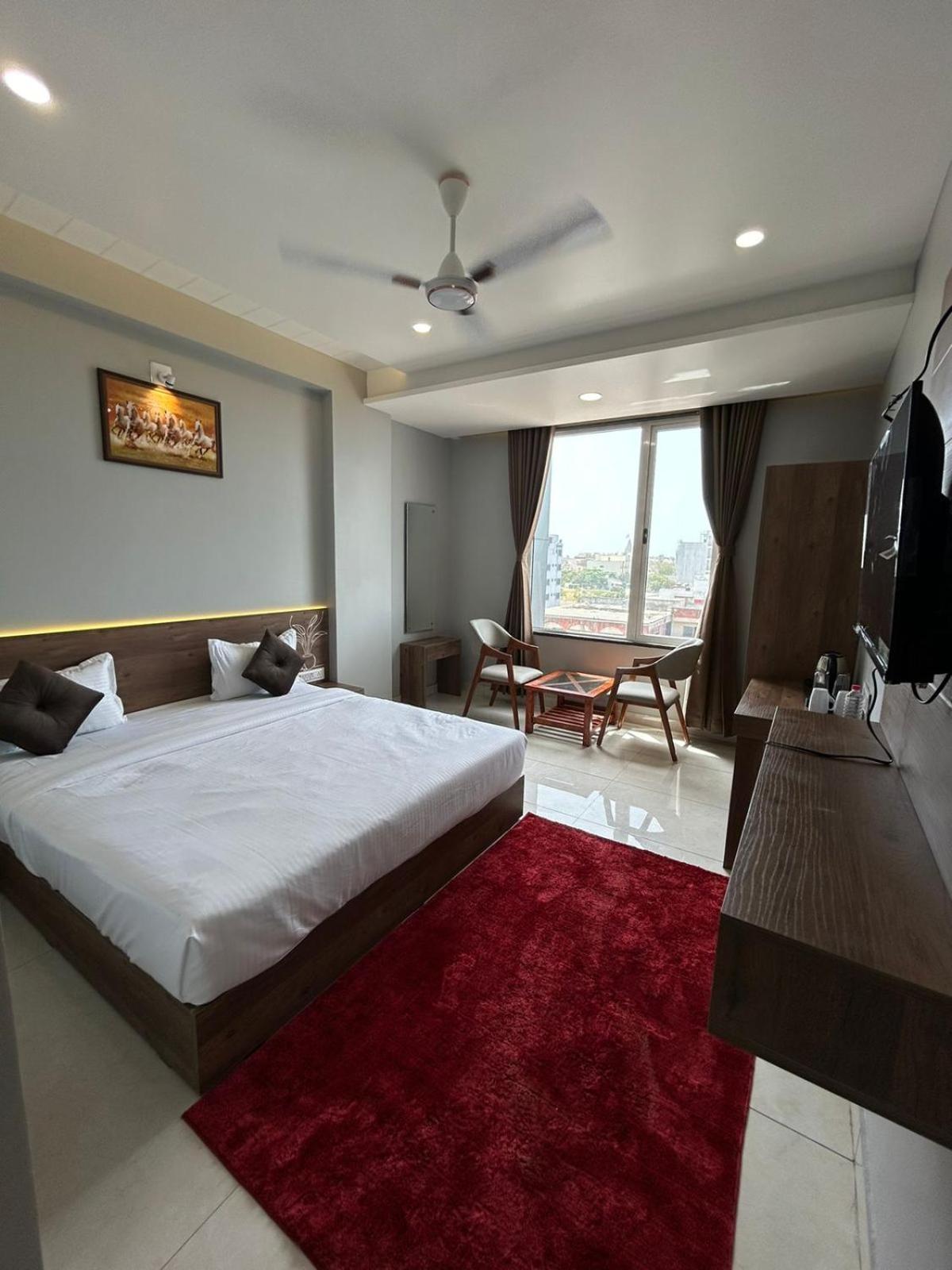 Hotel Holiday Icon Dwārka 외부 사진